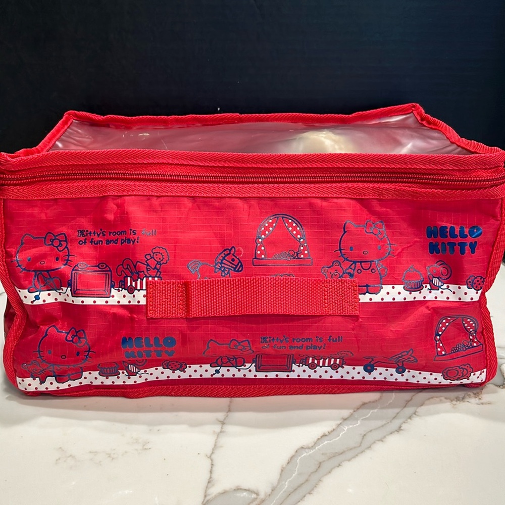 HELLO KITTY 2008 Nylon Toy Bag with Clear Plastic Zippered Cover